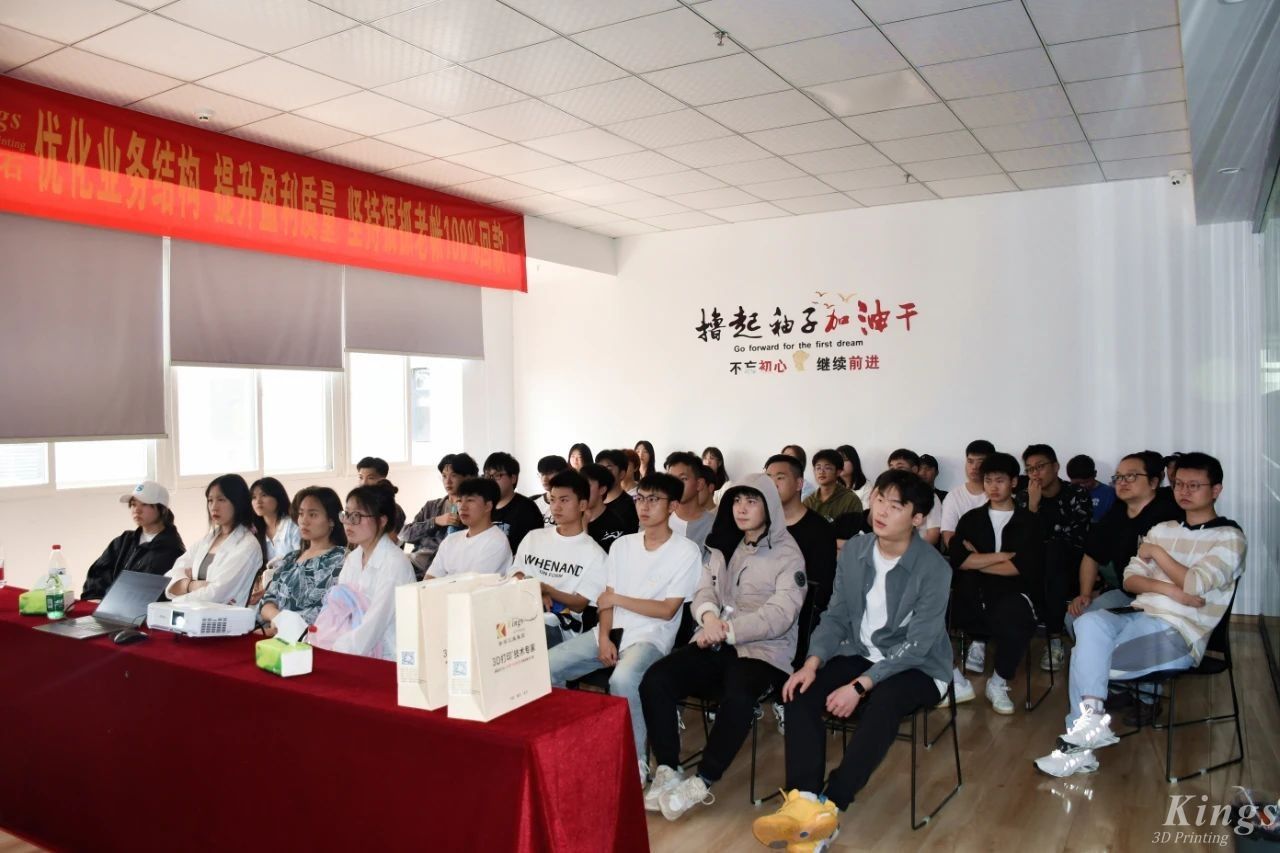 热烈欢迎重庆公共运输职业学院师生到重庆金石参观交流